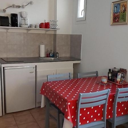 L'Appartement De L'Eglise Saintes-Maries-de-la-Mer Buitenkant foto