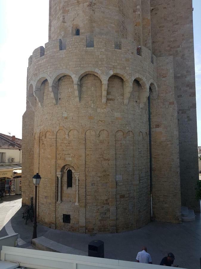 L'Appartement De L'Eglise Saintes-Maries-de-la-Mer Buitenkant foto